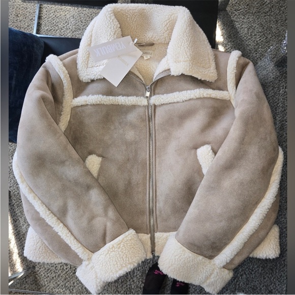 Jackets & Blazers - Tan cream white faux shearling/suede jacket coat NWT